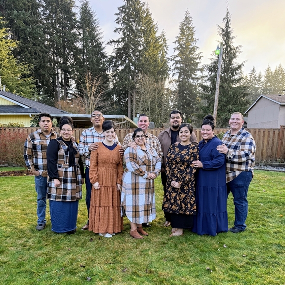 Meet your Posher, Hannah - Picture 4 of 6